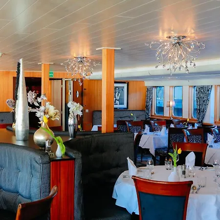 Hotelships Holland - Messe Hotelboat Köln